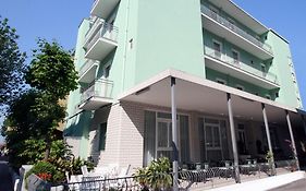 Alevon Hotel